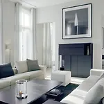 La Reserve Paris Apartments