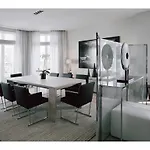 La Reserve Paris Apartments